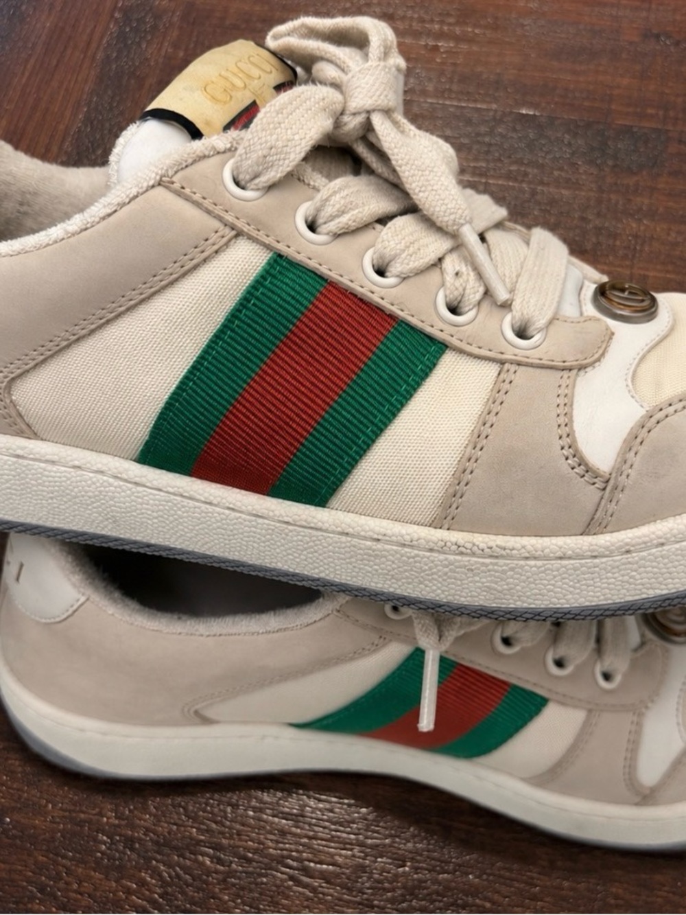Gucci Off-White/Cream Suede & Leather Sneaker Interior Detail - Picture 2 of 5